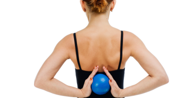 Faszienball Übungen – Die 5 besten Techniken für Rücken und Füße